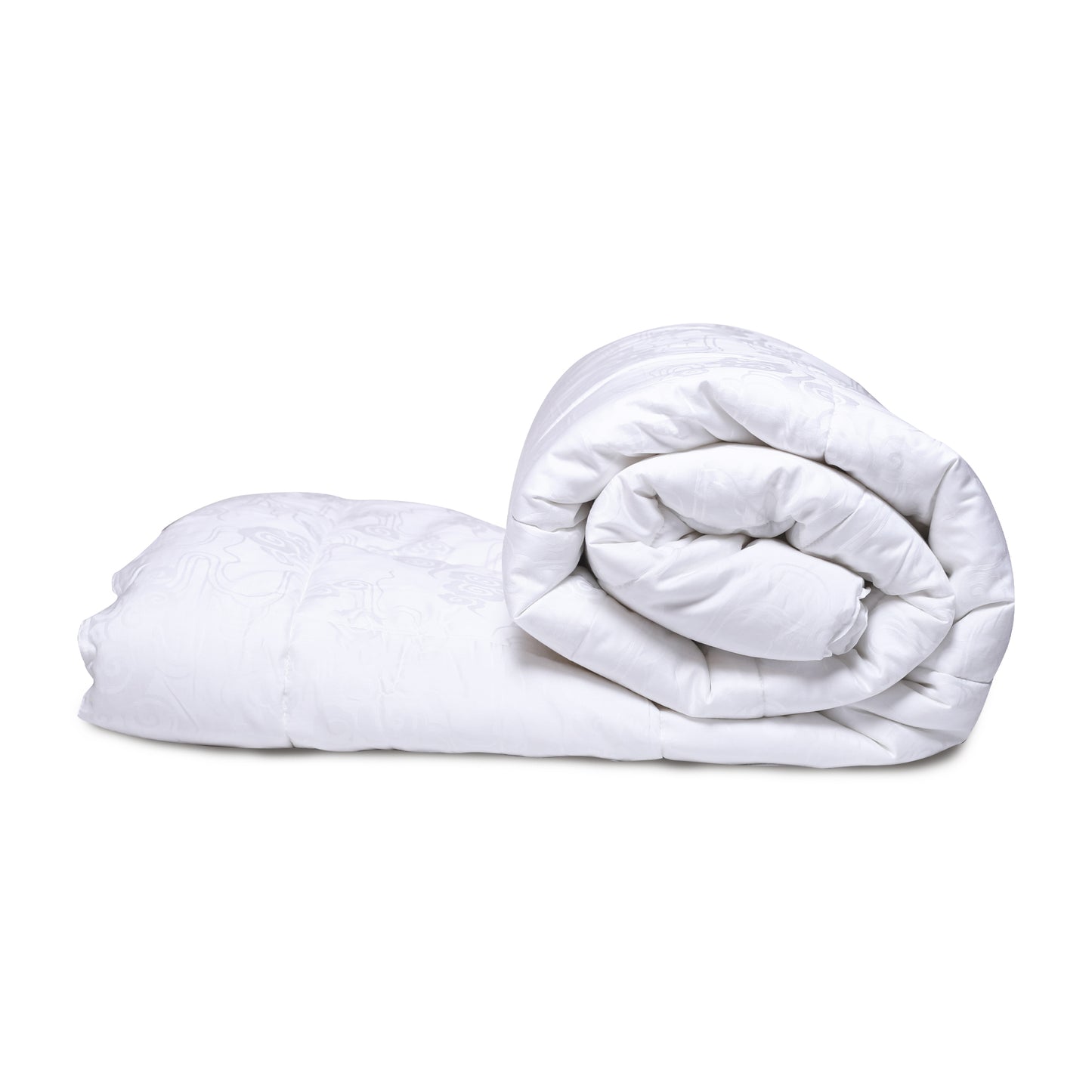 White Floral Pattern Quilt Covers